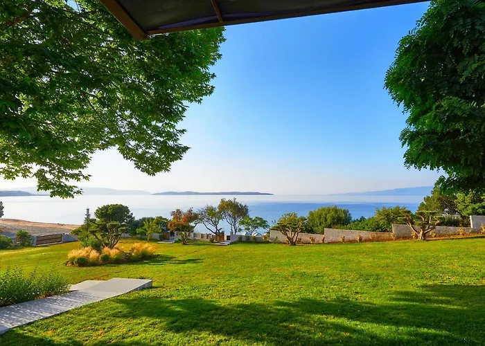 Private Villas, Aetheris, Ierissos Villa Develíkia